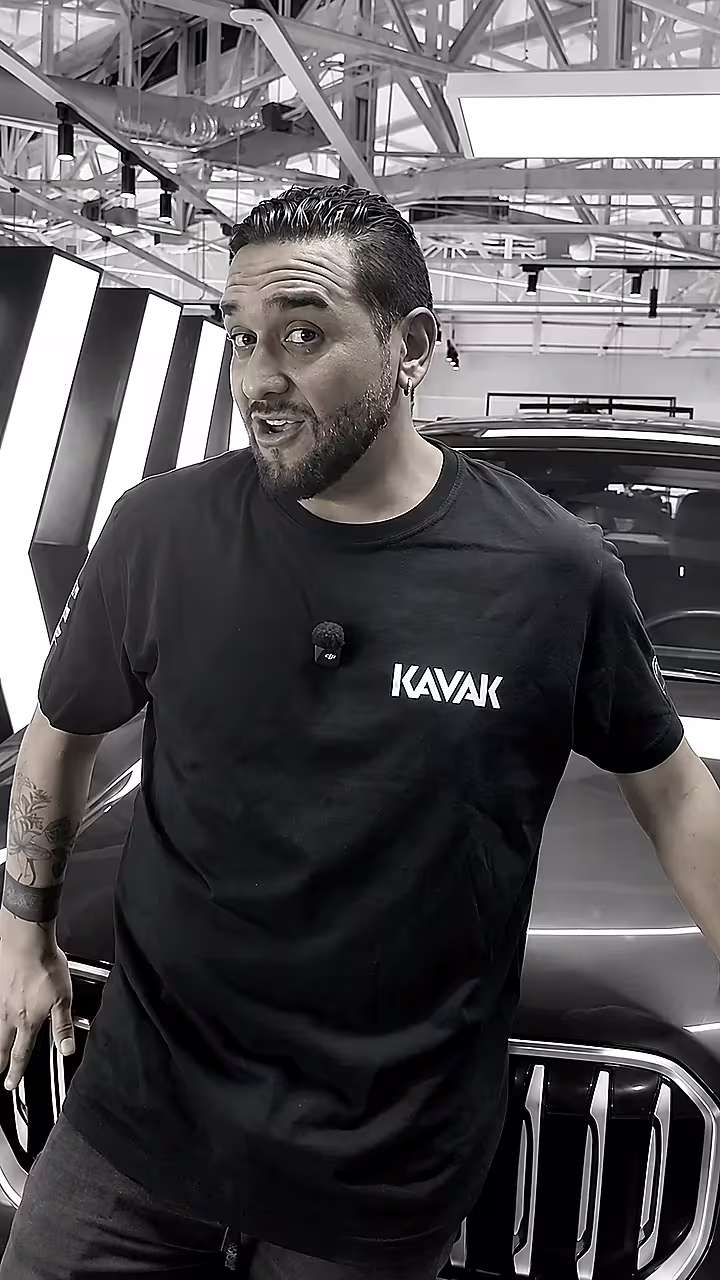 Contenido con creadores para Kavak